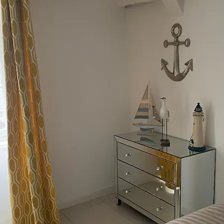 Chambre D'Hotes Du Carre Des Arts Honfleur Buitenkant foto